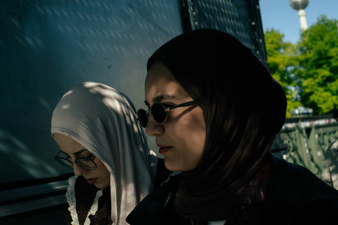 Berlin-Mitte, Berlin and elsewhere. Photograph 8 by Tigran Hovhannisyan.